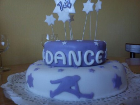 mini poschodová torta "Dance"